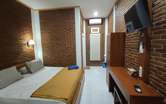 Genthong Homestay - Hostel