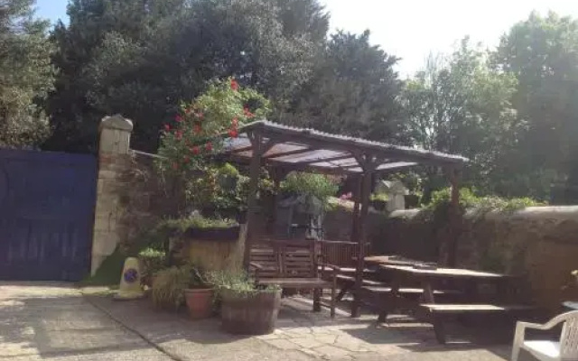 The New Crown Inn