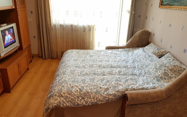 Гостиница DeLuxe Apartment Grina 34 в Москве отзывы, цены и фото номеров - забронировать гостиницу DeLuxe Apartment Grina 34 онлайн Москва комната для гостей