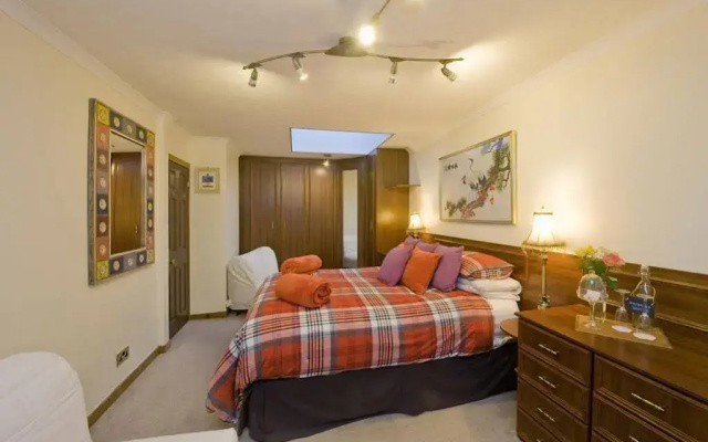 Grove Guest House