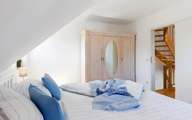 Alte Reihe 14 _Haus Teja_