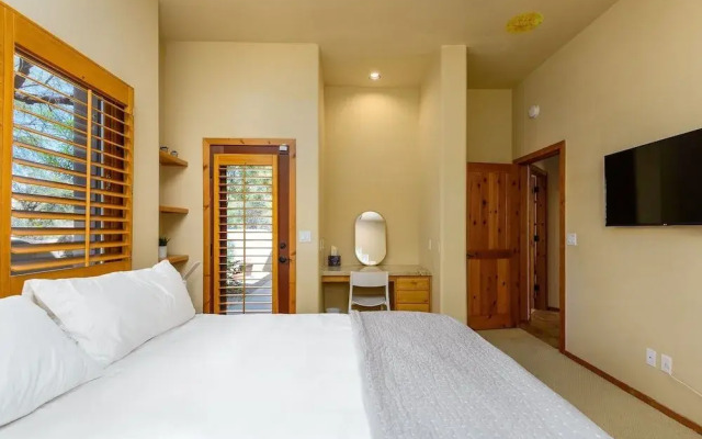 Casa Sanctuary 5 Bedroom Home by Redawning