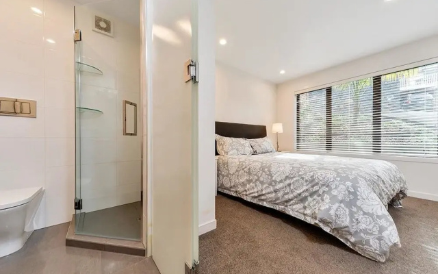 QV Sunny Secure City Townhouse - 602