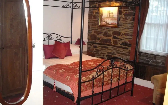 Townstal Farmhouse