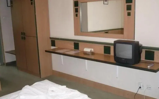 Millennium Hotel