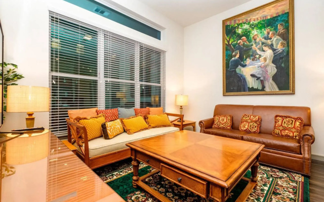 Huge Condo Great Price I Downtown Houston