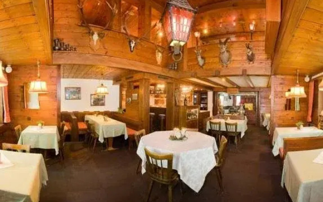Restaurant Walliserkanne und Sigis Bar