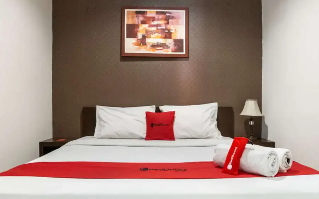 RedDoorz Plus @ Raya Legian