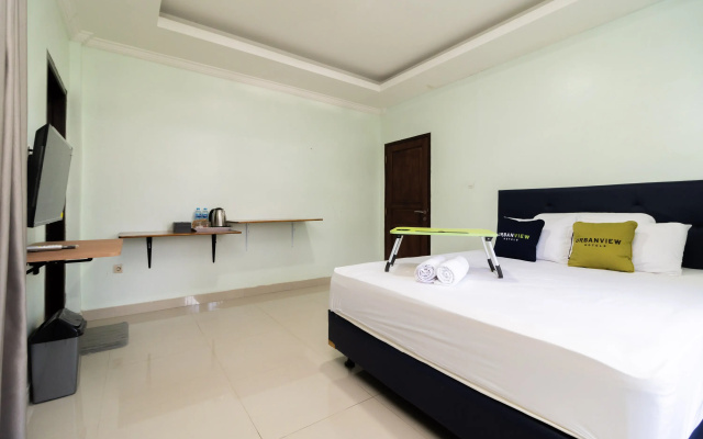 Urbanview Hotel Kampung Istal Megamendung Puncak