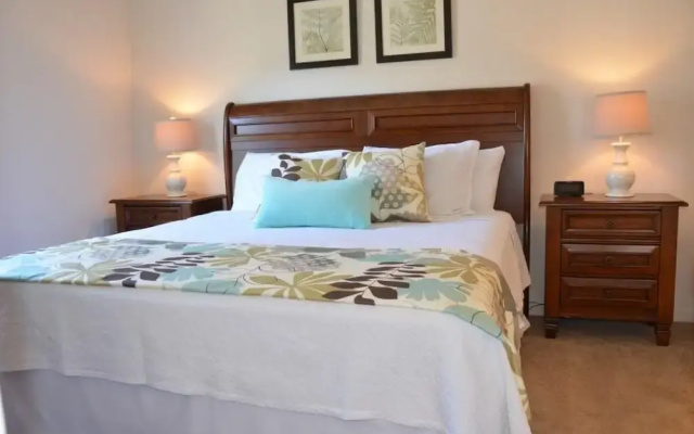 Modern Lucaya 4 Bedrooms 3 Baths Townhome