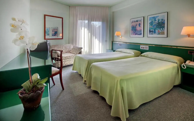 Hotel Rey Sancho Ramírez