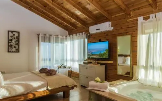 Romance In The Cabin