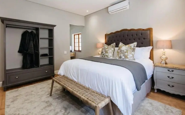 Simonzicht Guest House
