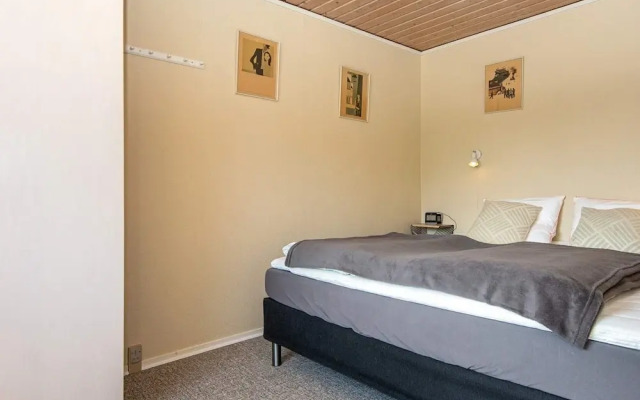 6 Person Holiday Home in Hemmet