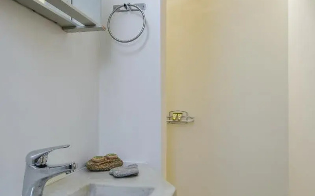Rooster Guesthouse Rooms