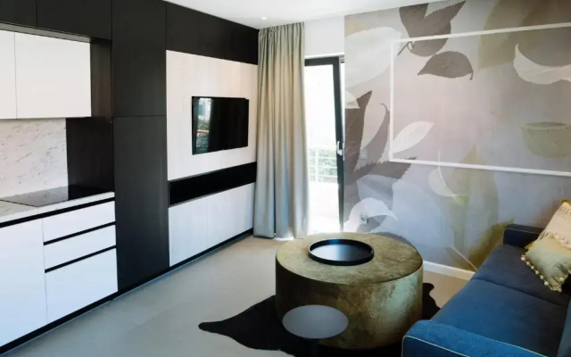 Lena Luxury Apartments