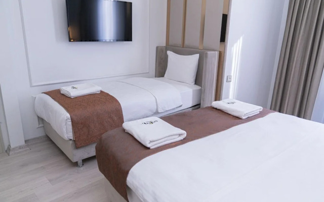 Cetin Port Hotel