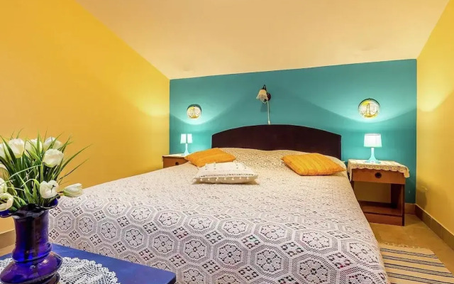 Apartment in Liznjan With Pool and Terrace