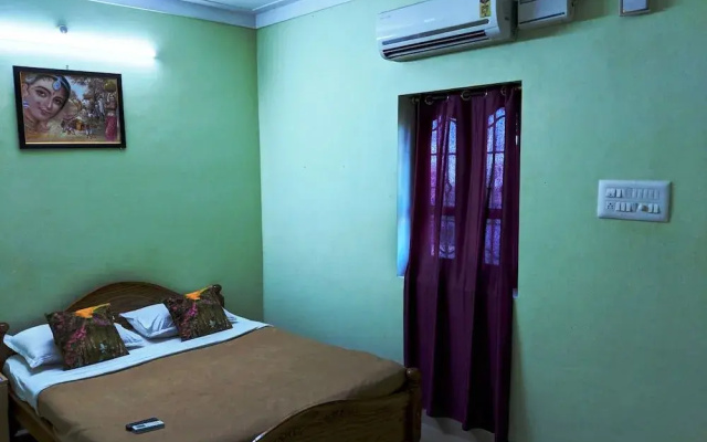 Kanish Home Stay