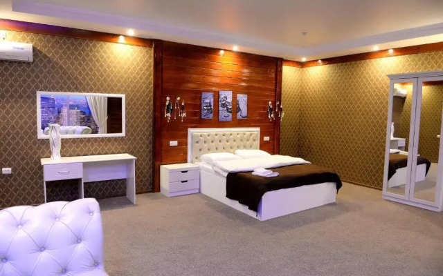 Pride Hotel