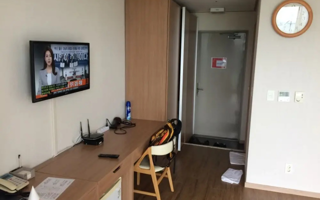 Athlete's Temporary Lodge