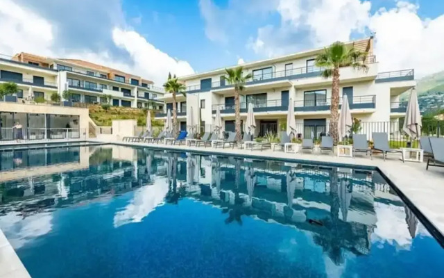 Excellent Apartment on the Cote D'azur