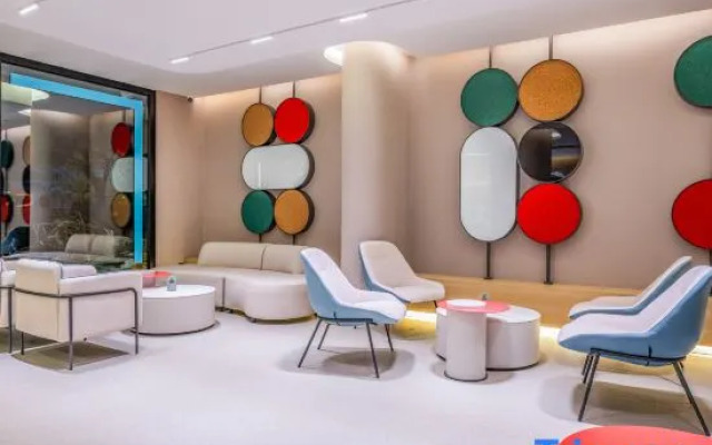 Yiju Hotel (Tianjin Binhai 7th Street Branch)