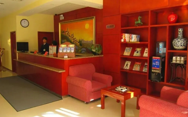 HanTing Hotel (Beijing Sanyuanqiao Yansha Embassy Area)