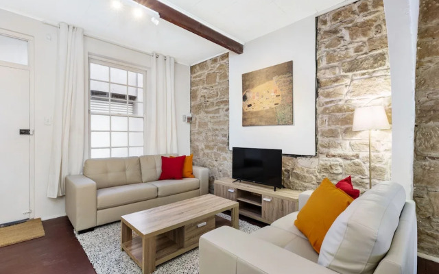 Darlinghurst Cottage