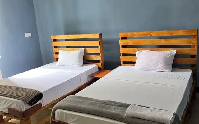 Kilimanjaro Smiley Inn