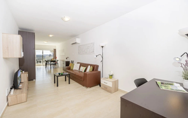 Summer Breeze Comfort Apartments by Getaways Malta