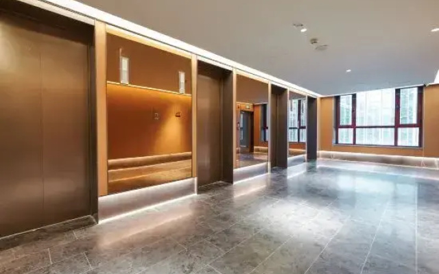JI Hotel (Lanzhou West Railway Station Zhongtianjian Plaza)
