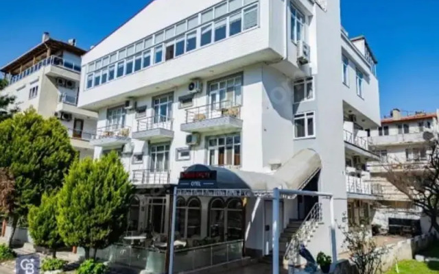 Leman Akçay Otel