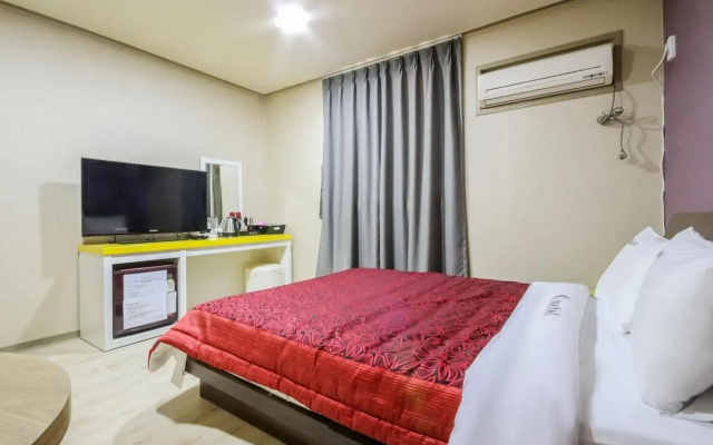 Q Motel Wanju