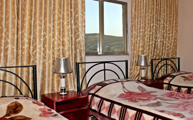 Rocky Mountain Hotel