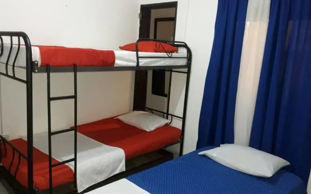 Aparta Hotel El Bosque zz