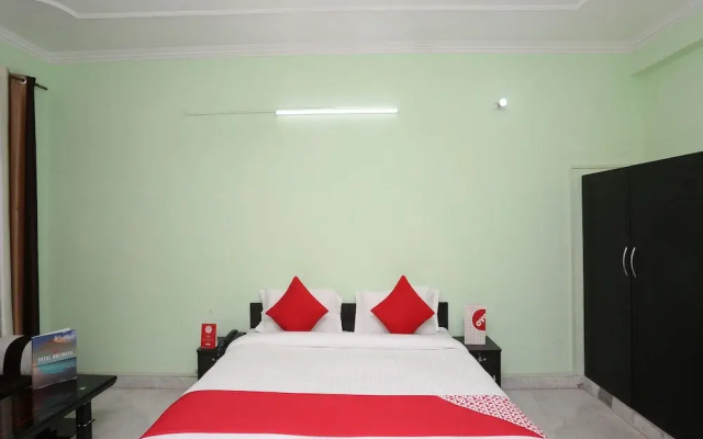 OYO 18669 Shree Palce