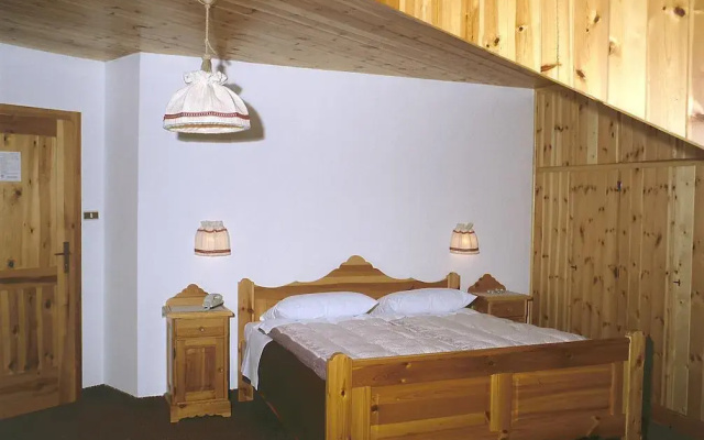 Hotel Pausa