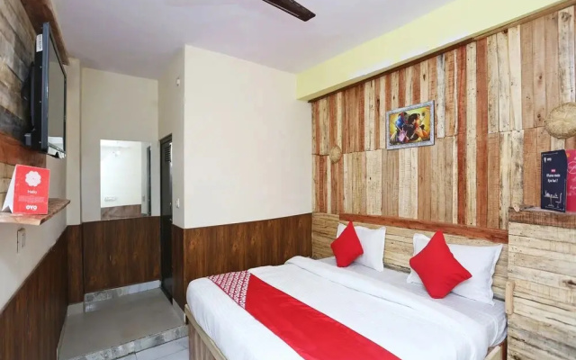 Hotel Bullet Inn & Lounge By OYO Rooms