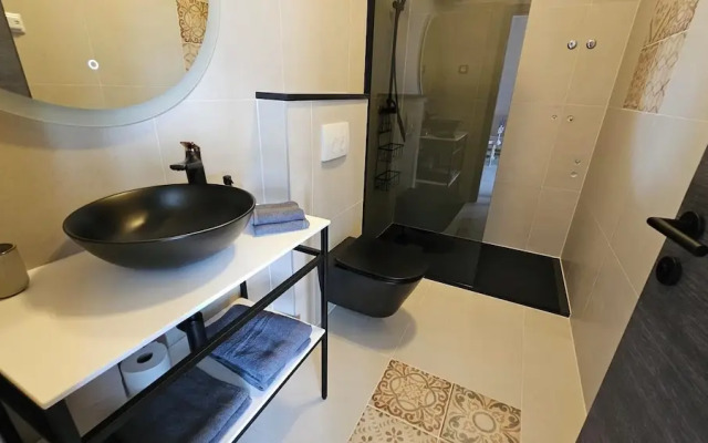 Apartments with Shared Pool Casa Bianca