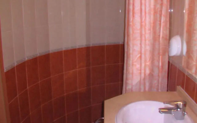 Hotel Seasons