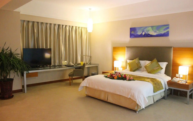 Vienna Classic Hotel (Hengtong Fortune Center Store)