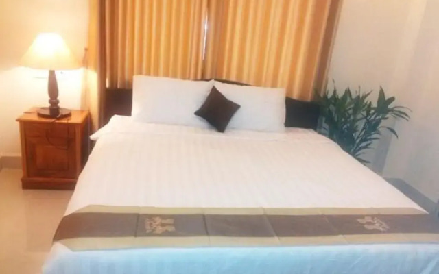 Le Grande Apartment