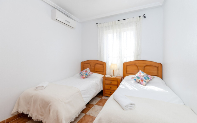 Honey Life Villa by Fidalsa