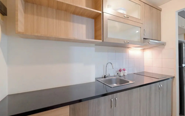 Studio Apartment Near Kalibata Station At Woodland Park Residence