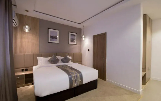 The Corniche Hotel