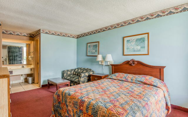 OYO Hotel Jackson North I-55