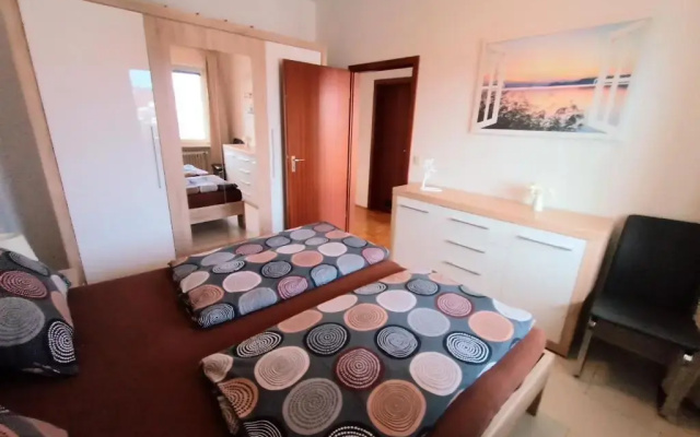 BodenSEE Friedrichshafen City Apartment "WALTRAUD"