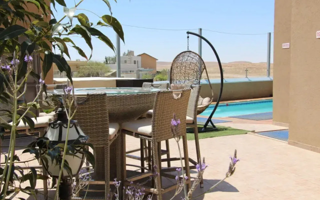 Nahal Faran 32