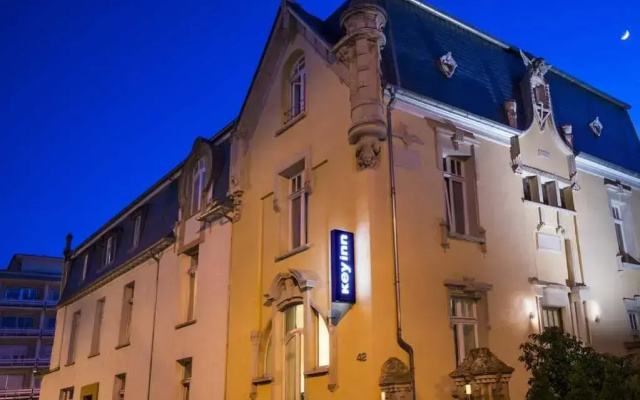 hotelImage